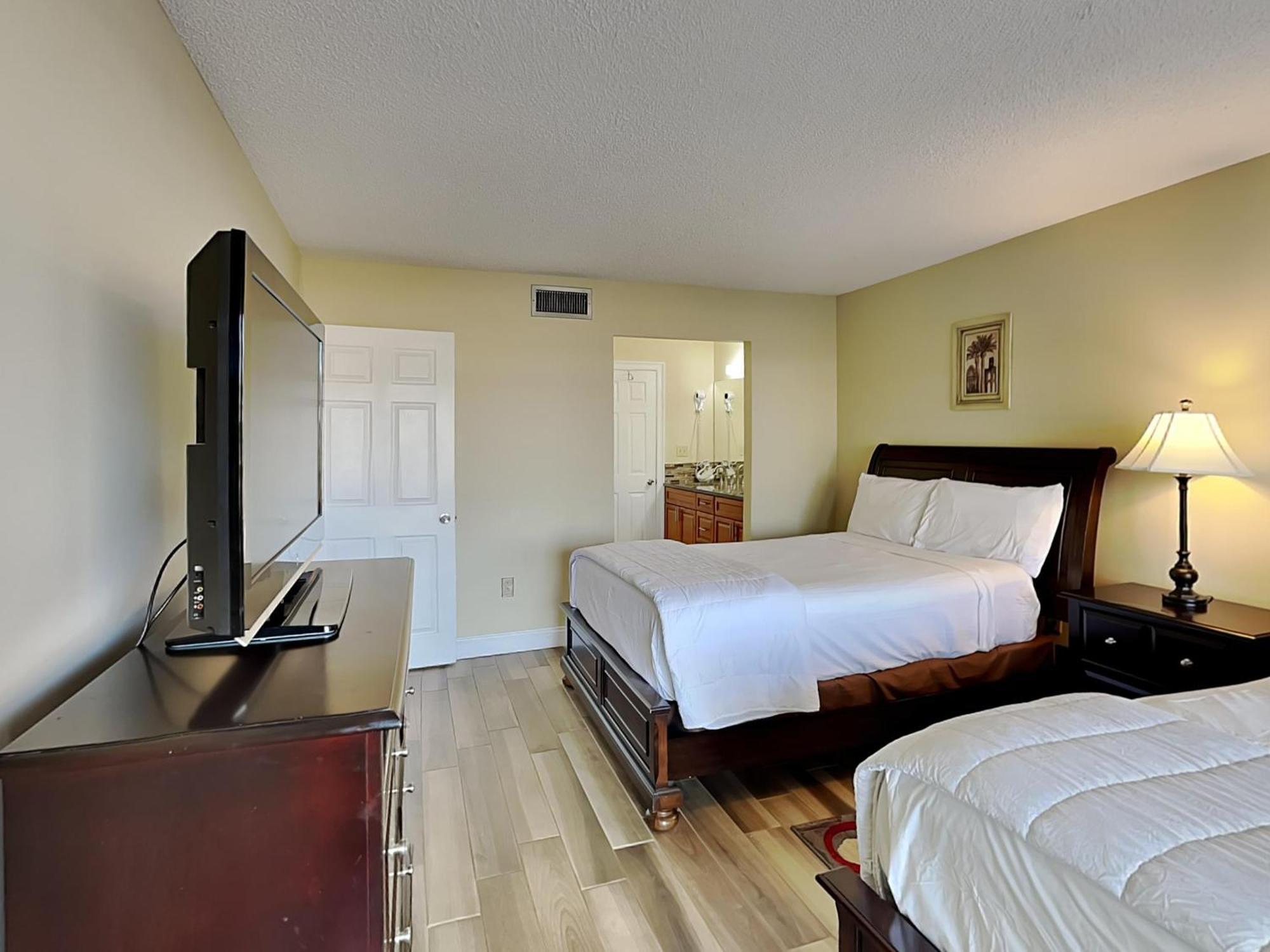 Edgewater 902 Panama City Beach