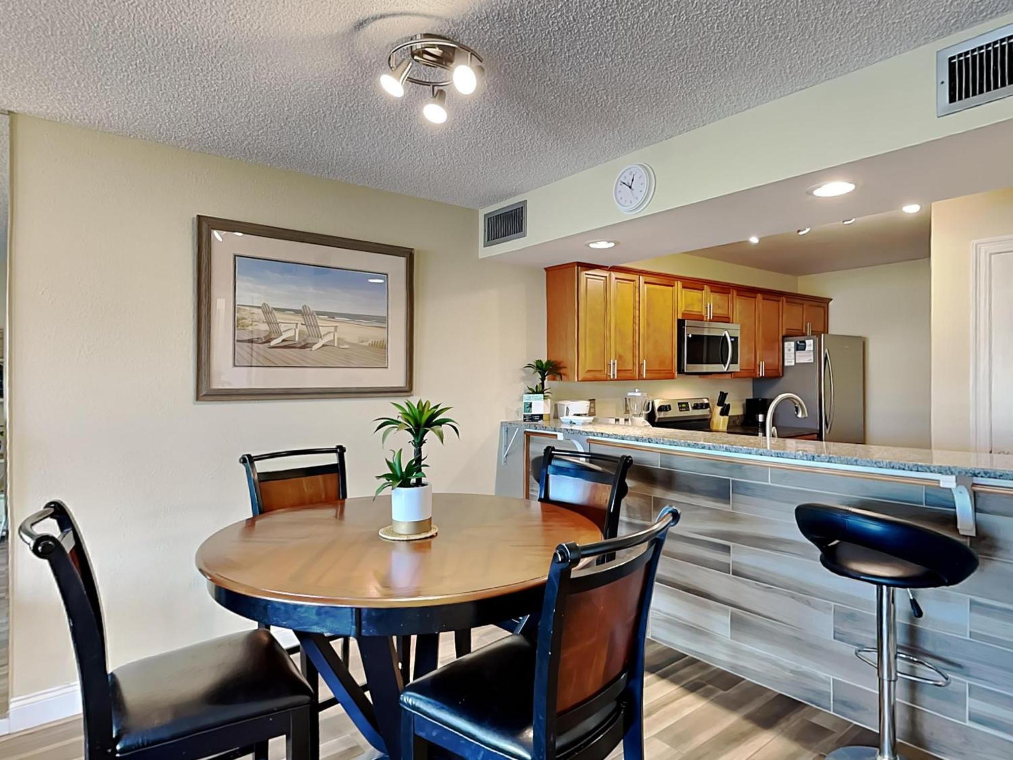 Edgewater 902 Apartment Panama City Beach